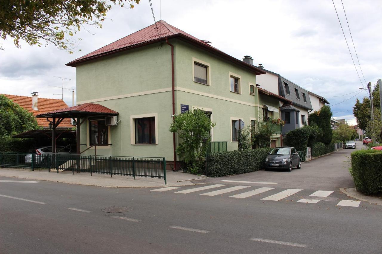 West Capital - Free Private Parking Daire Zagreb Dış mekan fotoğraf